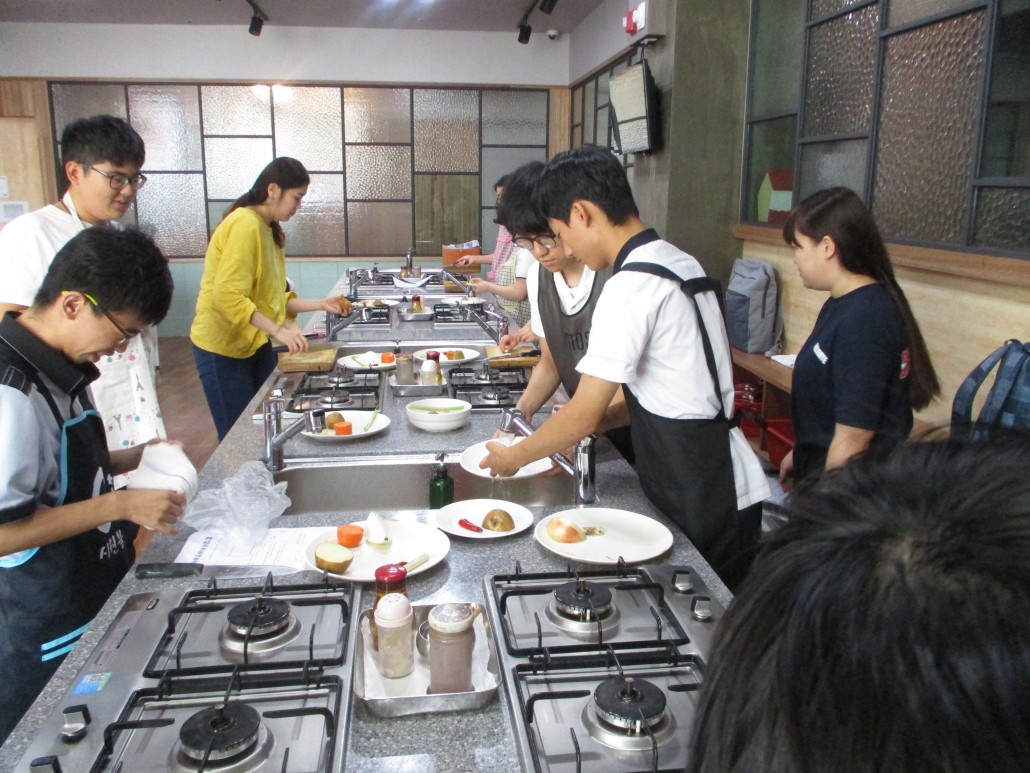 868932cb55897b2bf8e16afac9969e6c_1505459