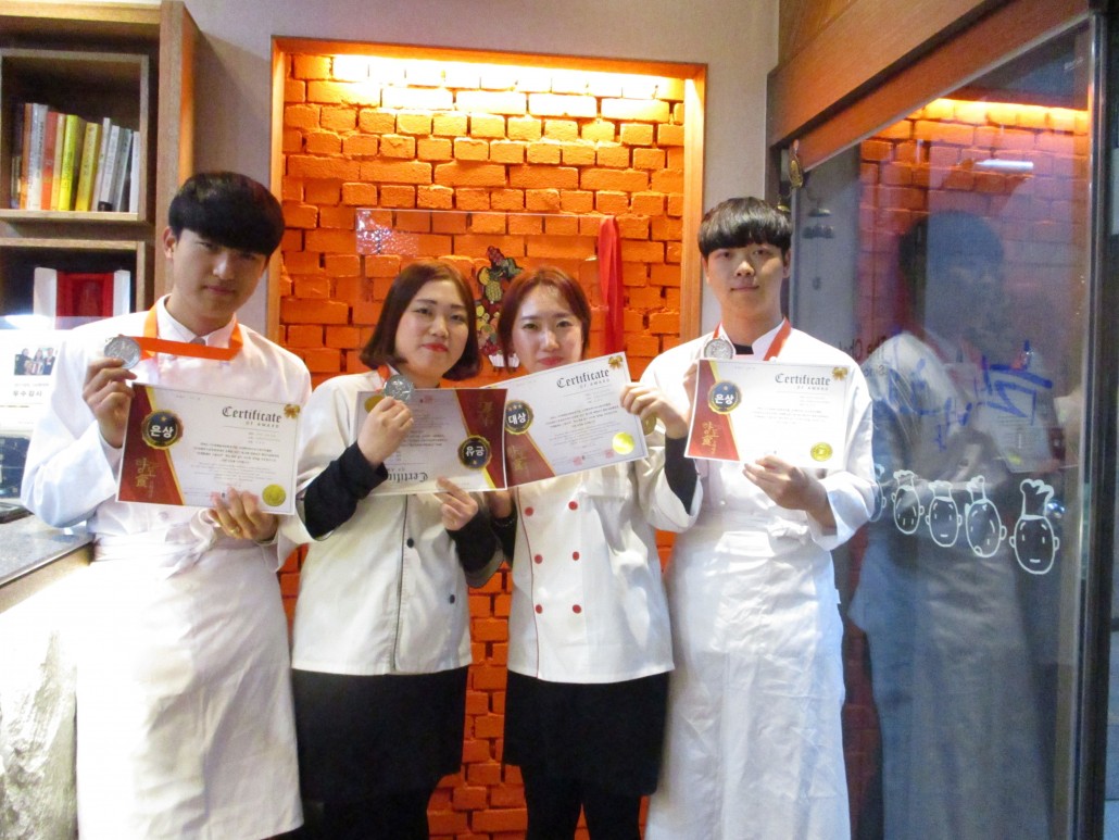 c092b2293cde72739a88a01228186dd0_1512097