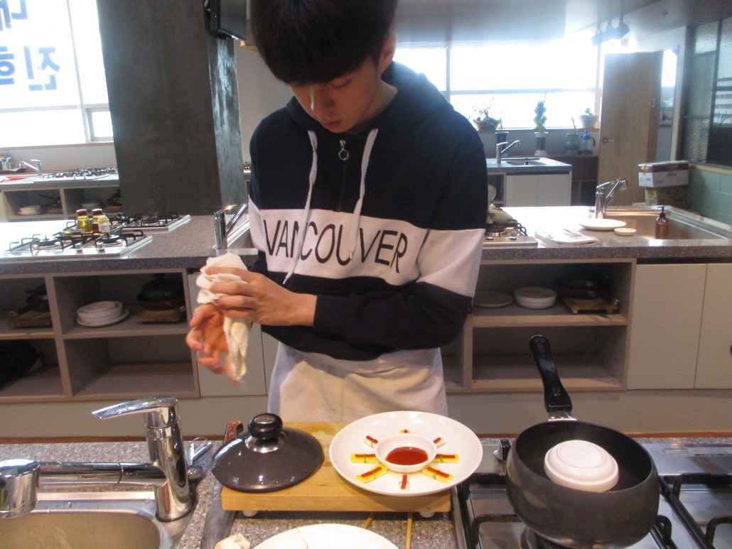 a451ed31f5d4257e38f6dace46d50954_1515124