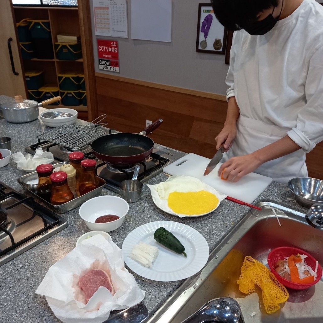 9048f0a6ef7c5d30ca1df4458f997cde_1641451